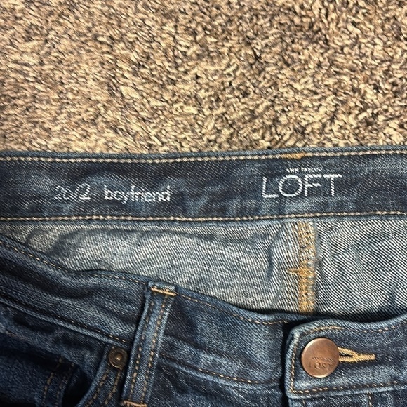 Loft Boyfriend Cropped Jeans Size 26 Distressed Light Wash - Picture 6 of 10
